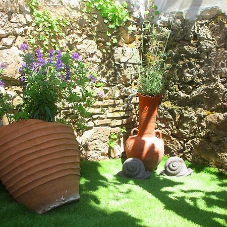 Intown Suite Lefkáda Dış mekan fotoğraf